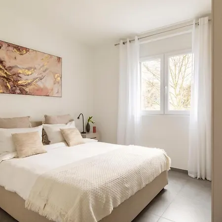 Superior - Free Parking アパート *