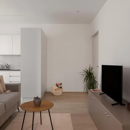 Superior - Free Parking