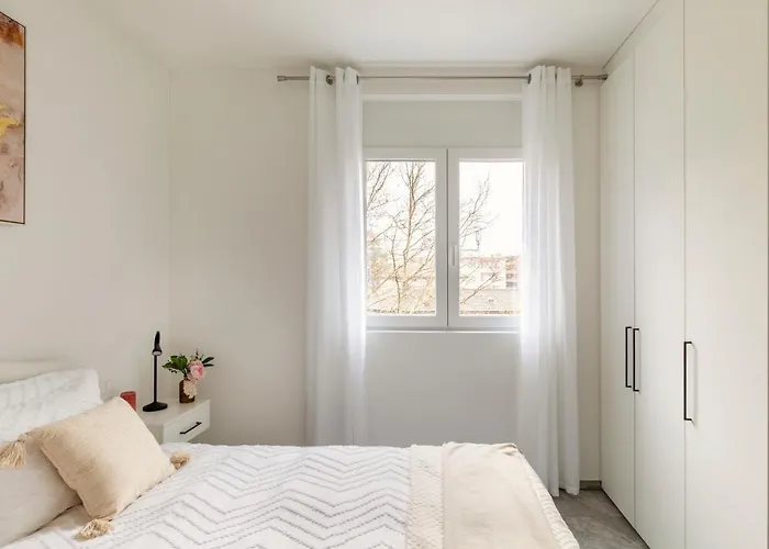 Superior - Free Parking *